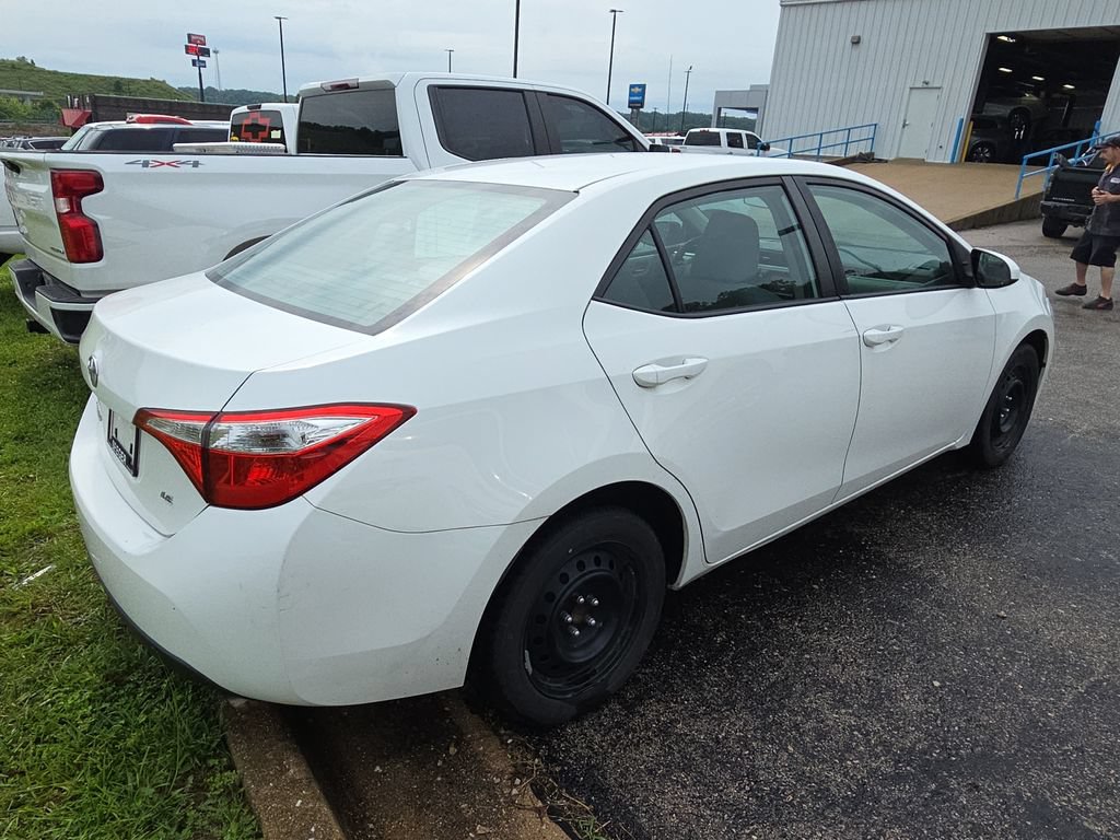 Used 2014 Toyota Corolla LE FWD image 6