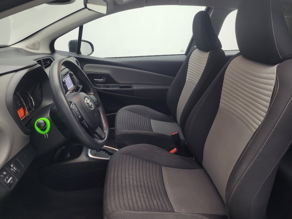 Used 2018 Toyota Yaris LE w/ Carpet Mat Package image 17
