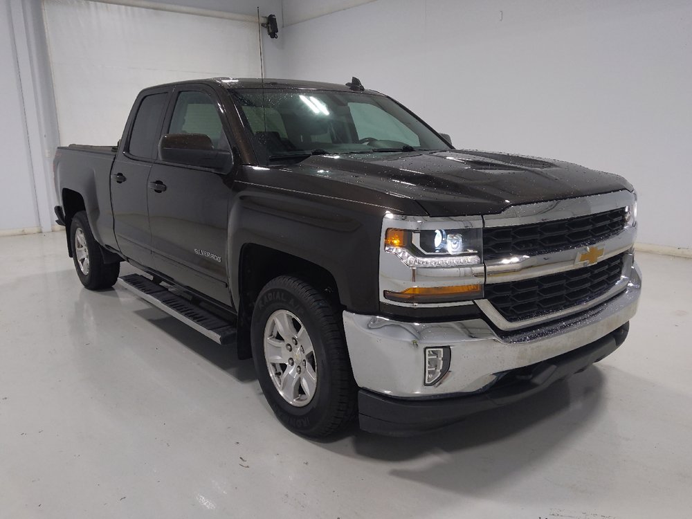 Used 2018 Chevrolet Silverado 1500 LT w/ All Star Edition AWD/4WD image 13