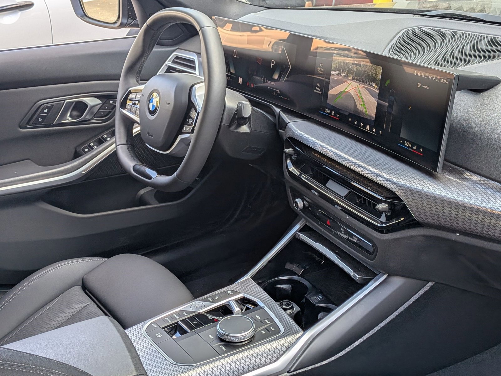 Used 2025 BMW 330i xDrive 330i xDrive image 16