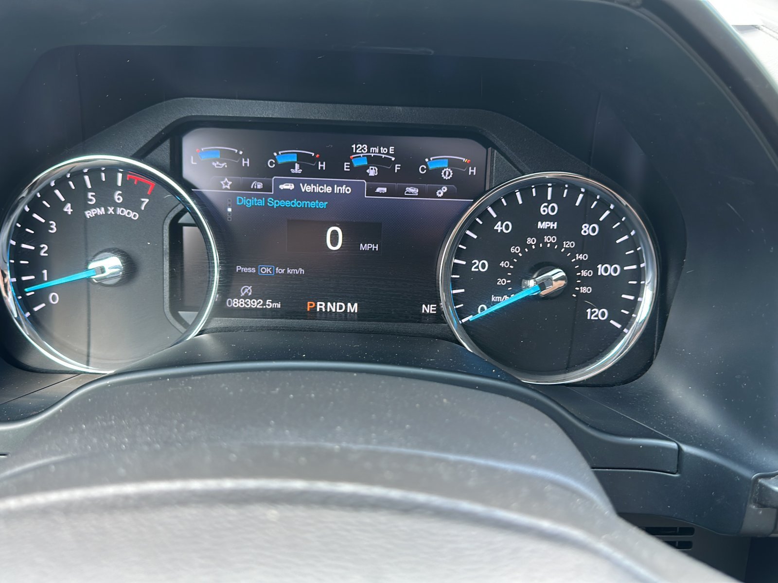 Used 2019 Ford Expedition Limited w/ Equipment Group 302A AWD/4WD image 16