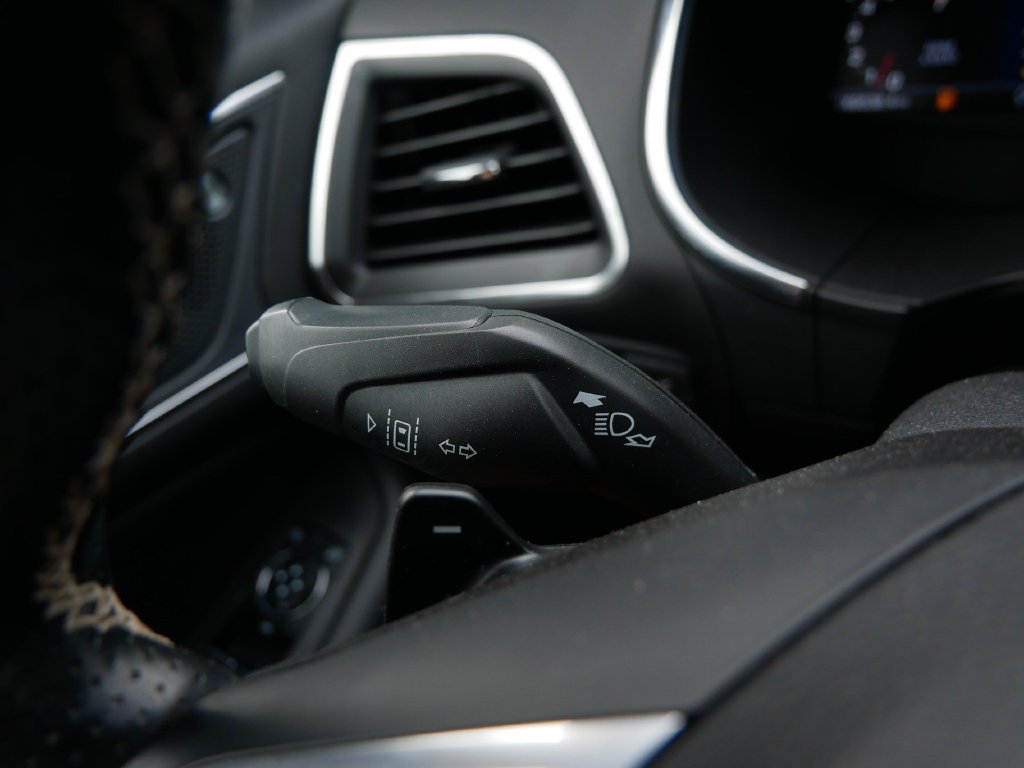 Certified 2021 Ford Edge ST AWD/4WD image 19
