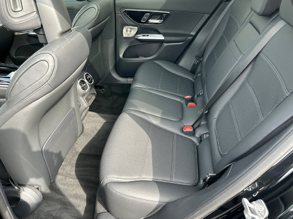 New 2026 Mercedes-Benz GLC 300 4MATIC image 24