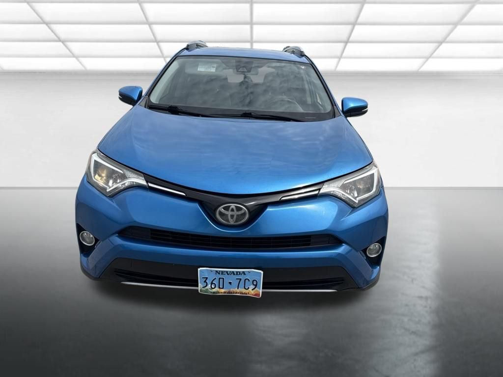 Used 2017 Toyota RAV4 XLE FWD image 2