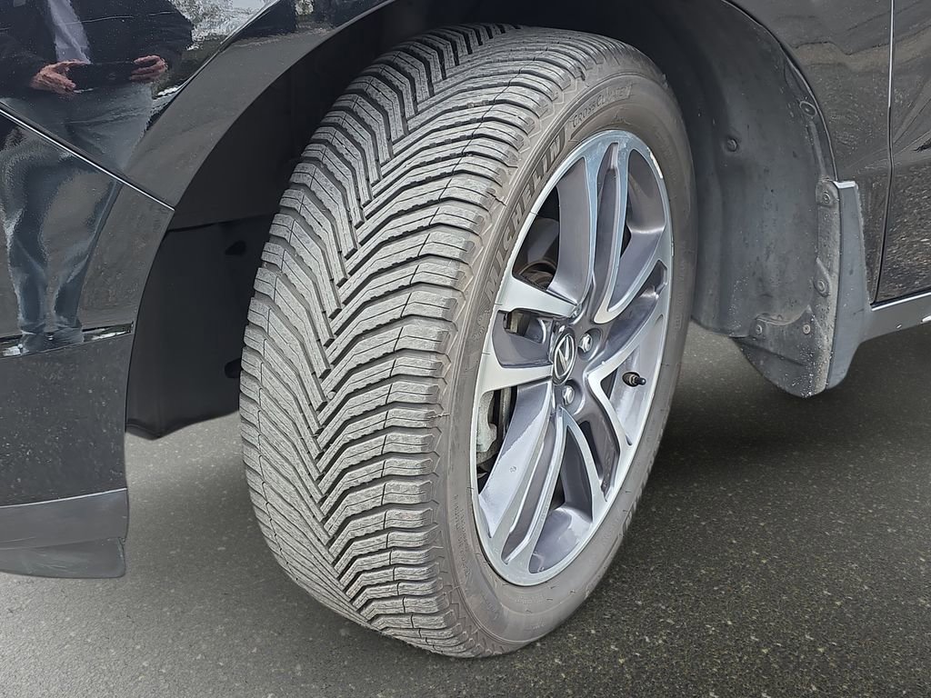 Used 2018 Acura MDX SH-AWD w/ Advance Package image 37