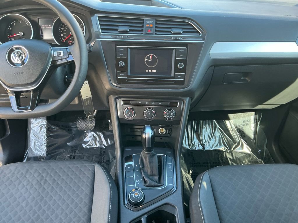 Used 2021 Volkswagen Tiguan S image 11