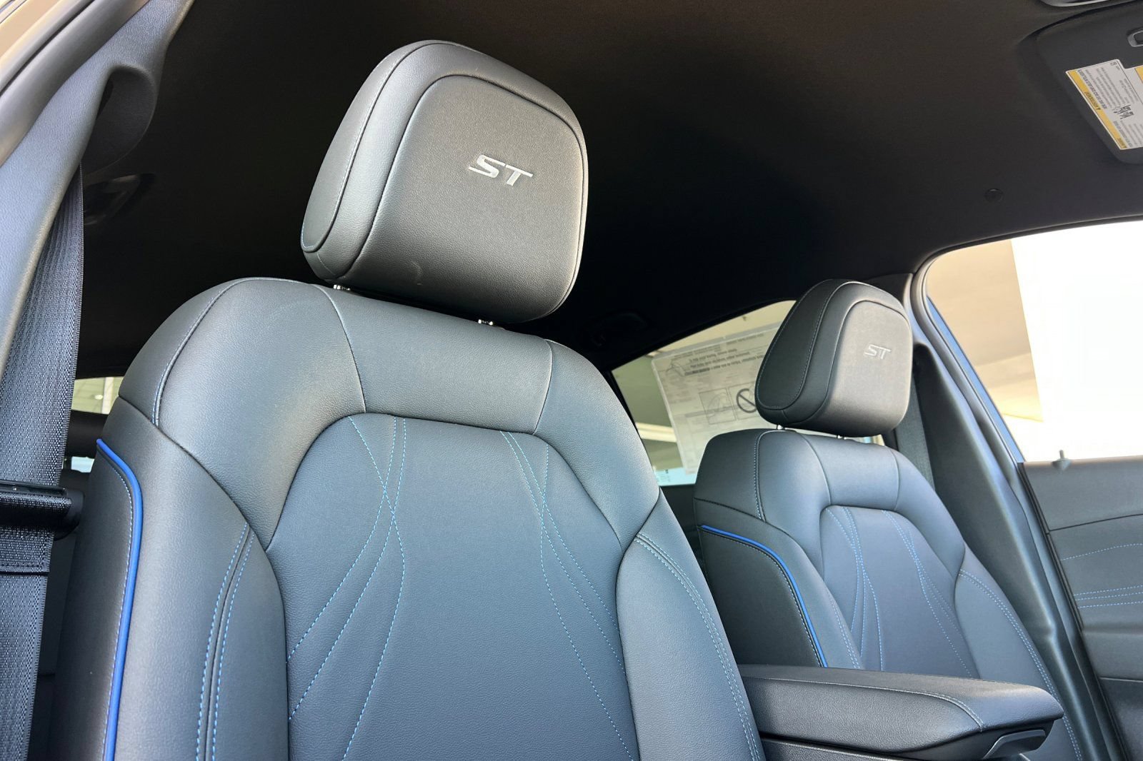 New 2026 Buick Envista Sport Touring w/ Convenience I Package FWD image 15