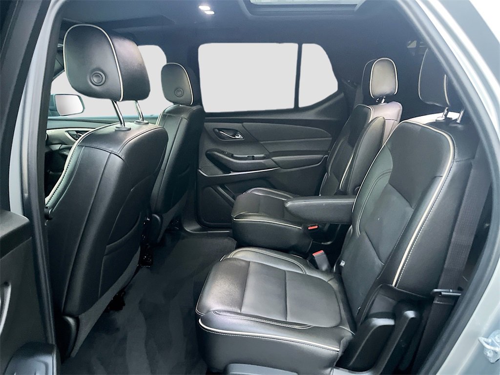 Used 2023 Chevrolet Traverse Premier w/ Redline Edition image 26