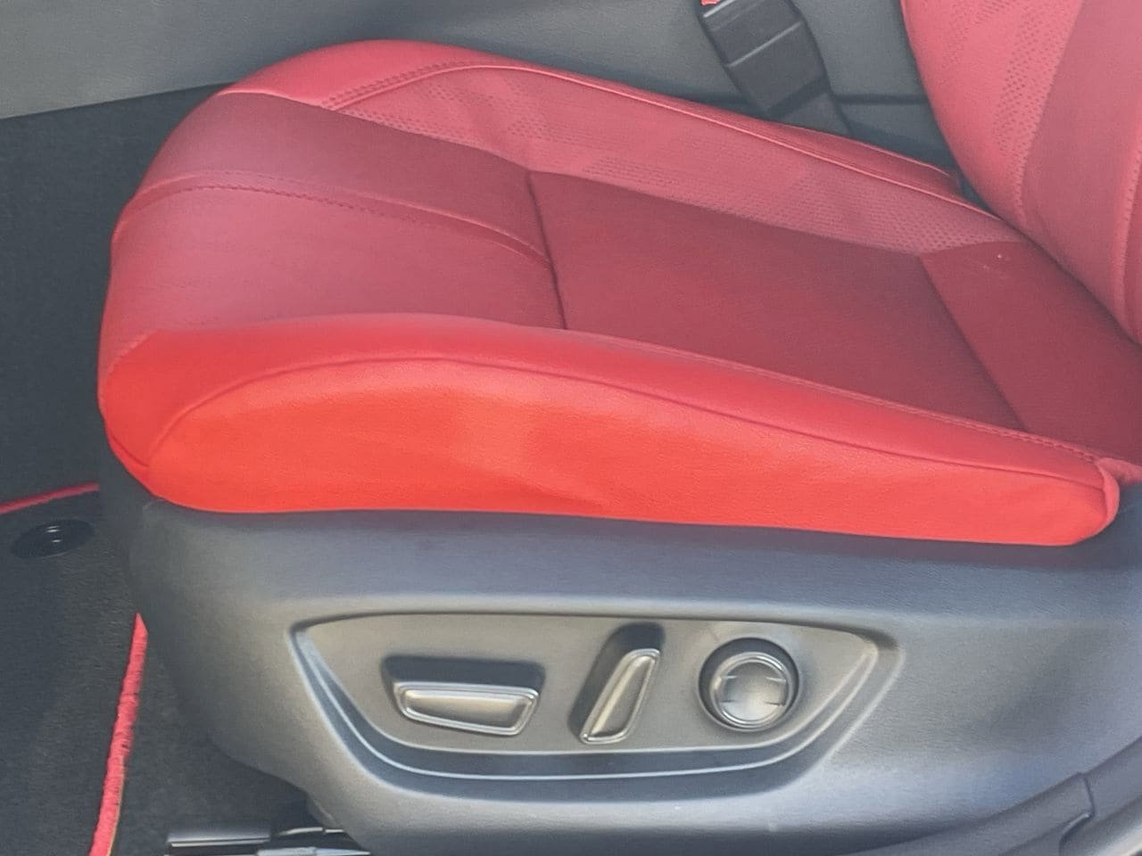 New 2026 Toyota Camry XSE FWD image 18
