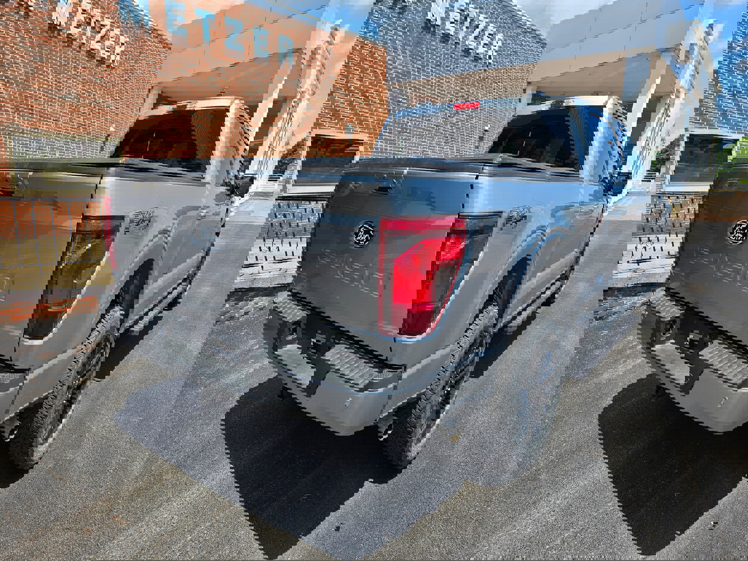 Used 2024 Ford F150 XLT w/ Equipment Group 302A MID image 8