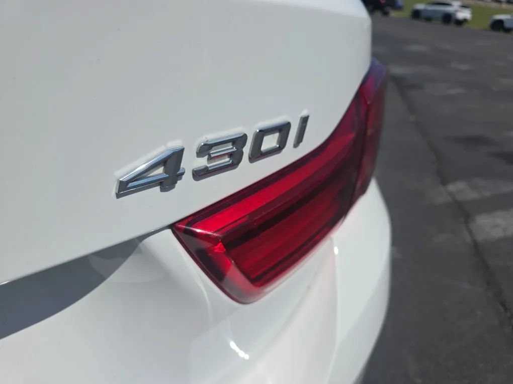 Used 2018 BMW 430i Convertible RWD image 11