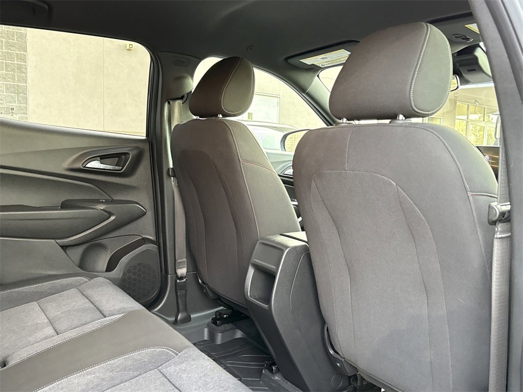 Used 2024 Chevrolet Trax RS w/ Driver Confidence Package image 23