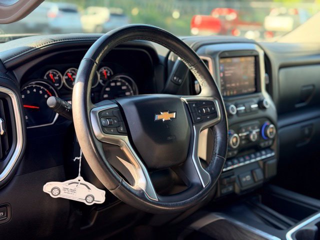 Used 2020 Chevrolet Silverado 1500 LTZ w/ LTZ Plus Package AWD/4WD image 10