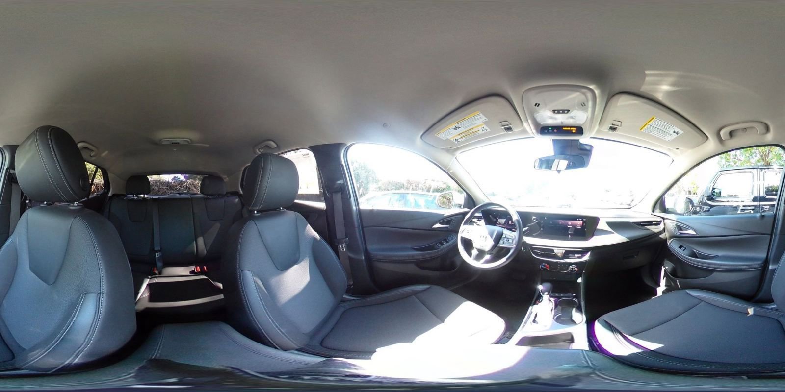 Used 2025 Buick Encore GX Preferred AWD/4WD image 41