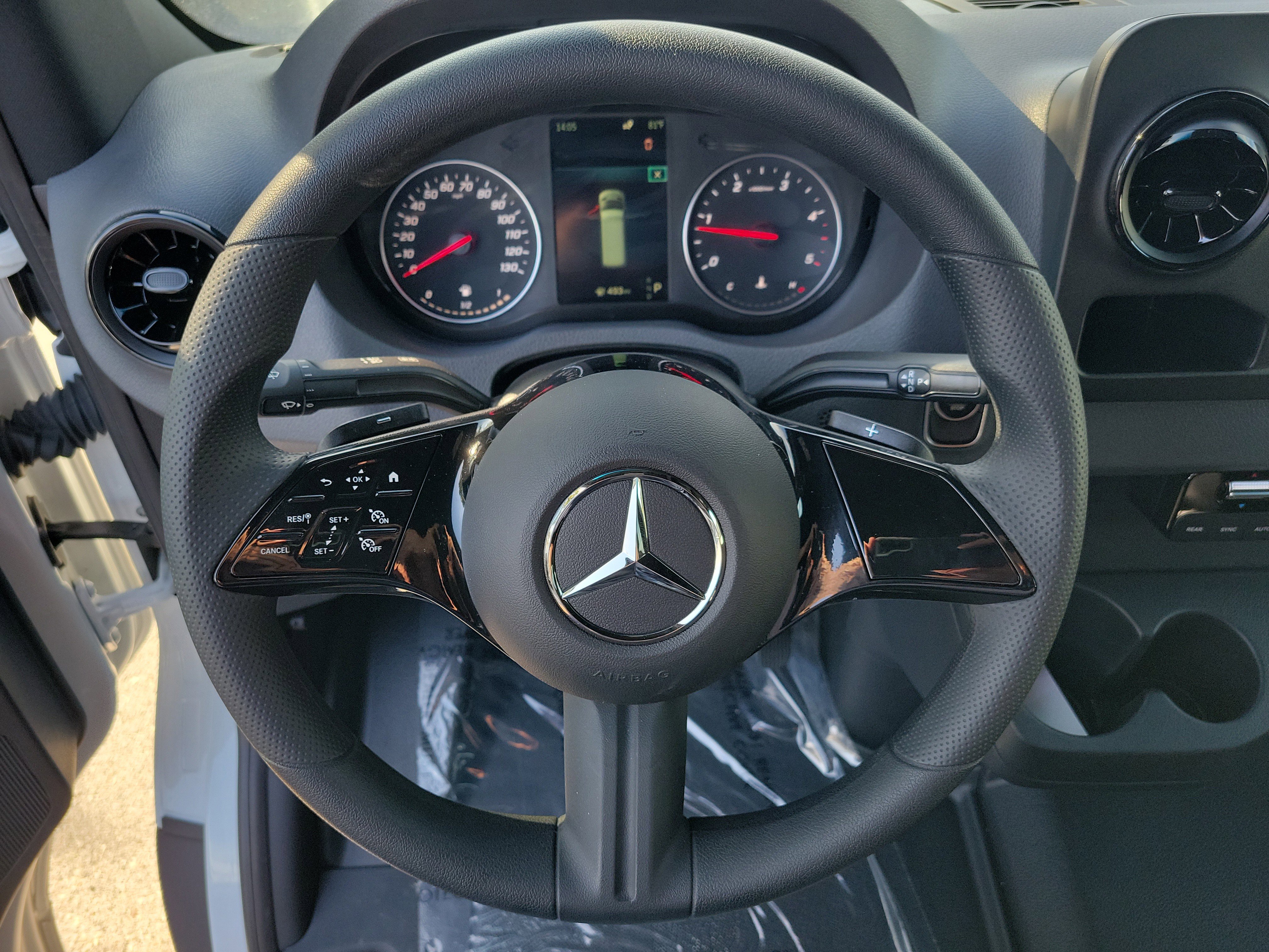 Used 2025 Mercedes-Benz Sprinter 2500 image 35