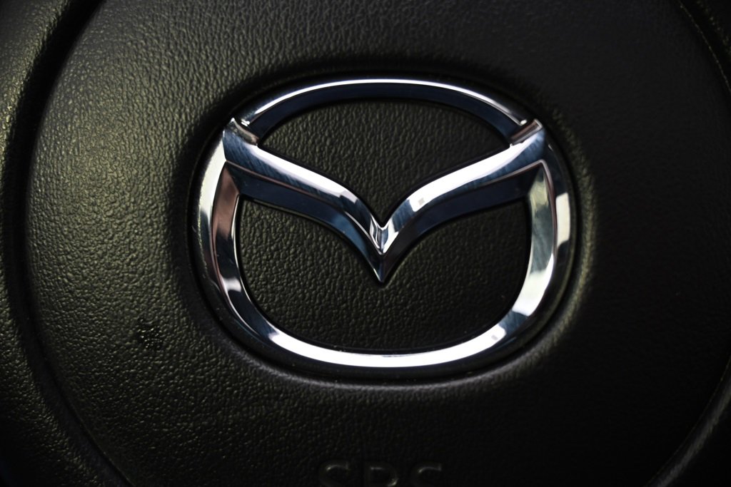 Used 2020 MAZDA MAZDA3 Hatchback w/ Premium Package image 37