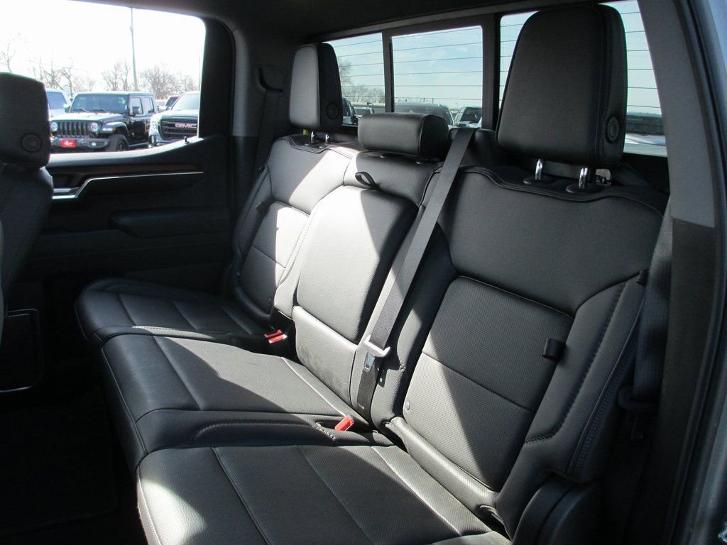 Used 2025 GMC Sierra 1500 Denali w/ Denali Reserve Package image 24