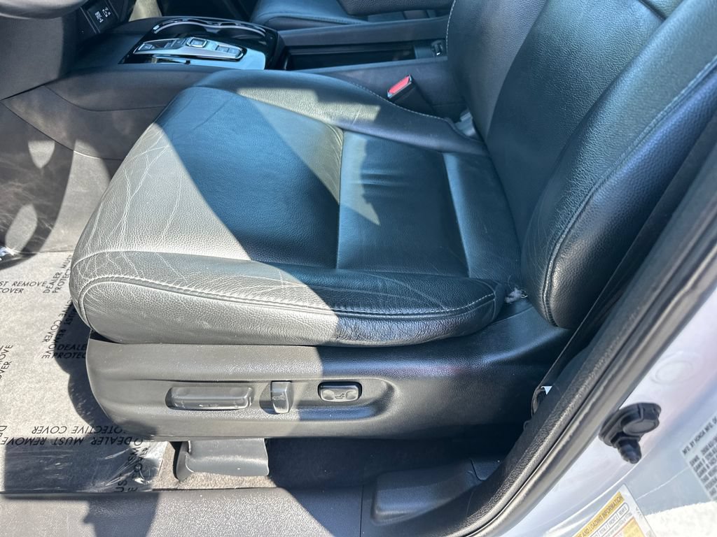 Used 2021 Honda Pilot Touring image 12