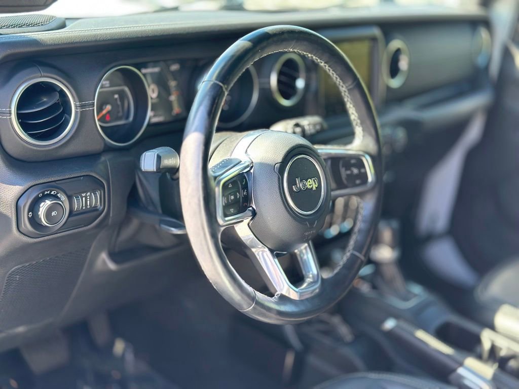 Used 2021 Jeep Wrangler Unlimited Sahara AWD/4WD image 12