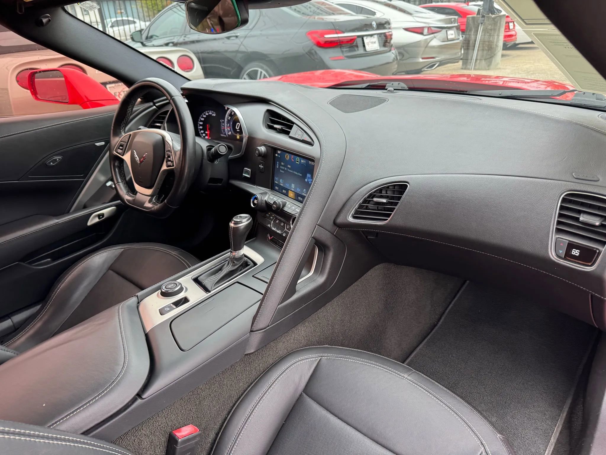 Used 2018 Chevrolet Corvette Stingray Coupe 2D w/ Carbon Flash Badge Package image 22