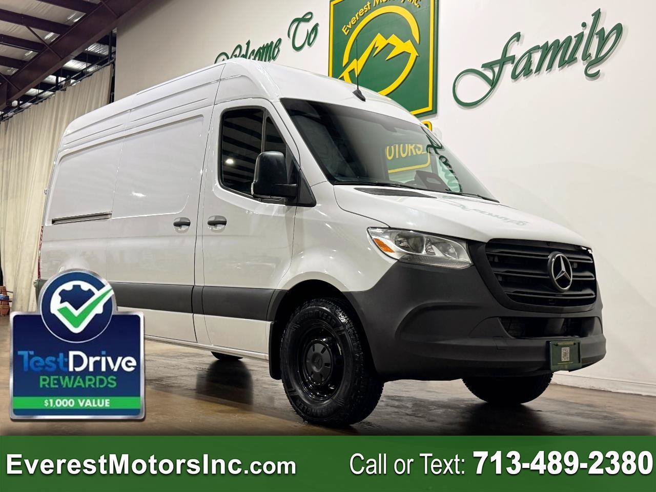 Used 2025 Mercedes-Benz Sprinter 2500 video 1