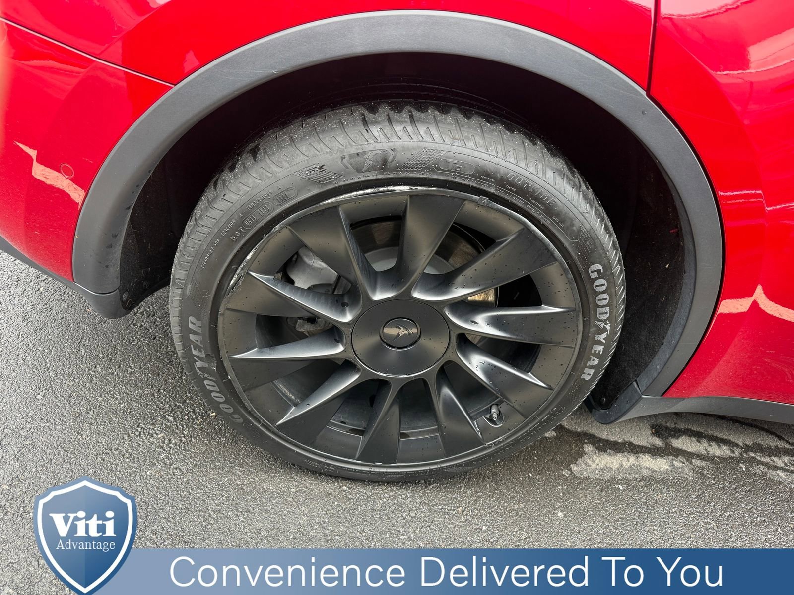 Used 2021 Tesla Model Y Long Range AWD/4WD image 13