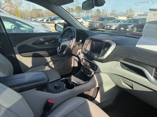 Used 2022 GMC Terrain SLT w/ Infotainment Package II image 10