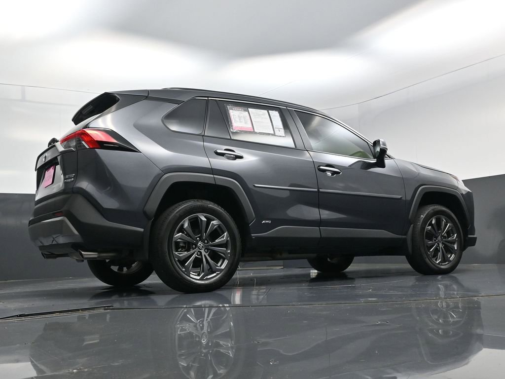 Used 2024 Toyota RAV4 Limited AWD/4WD image 19