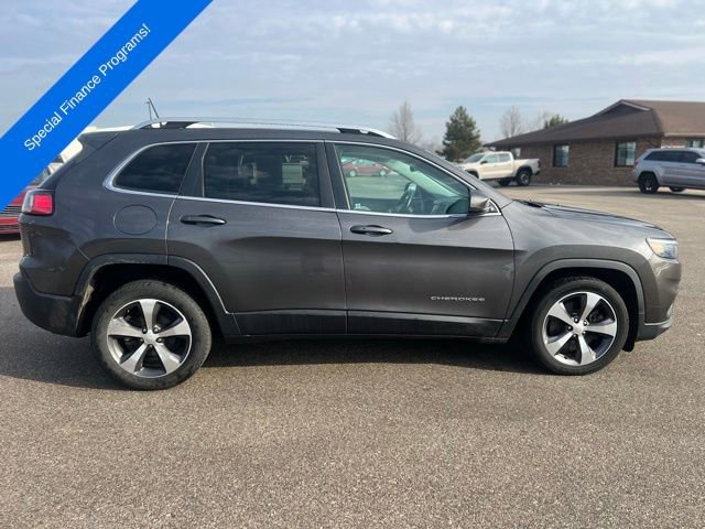 Used 2019 Jeep Cherokee Limited image 7