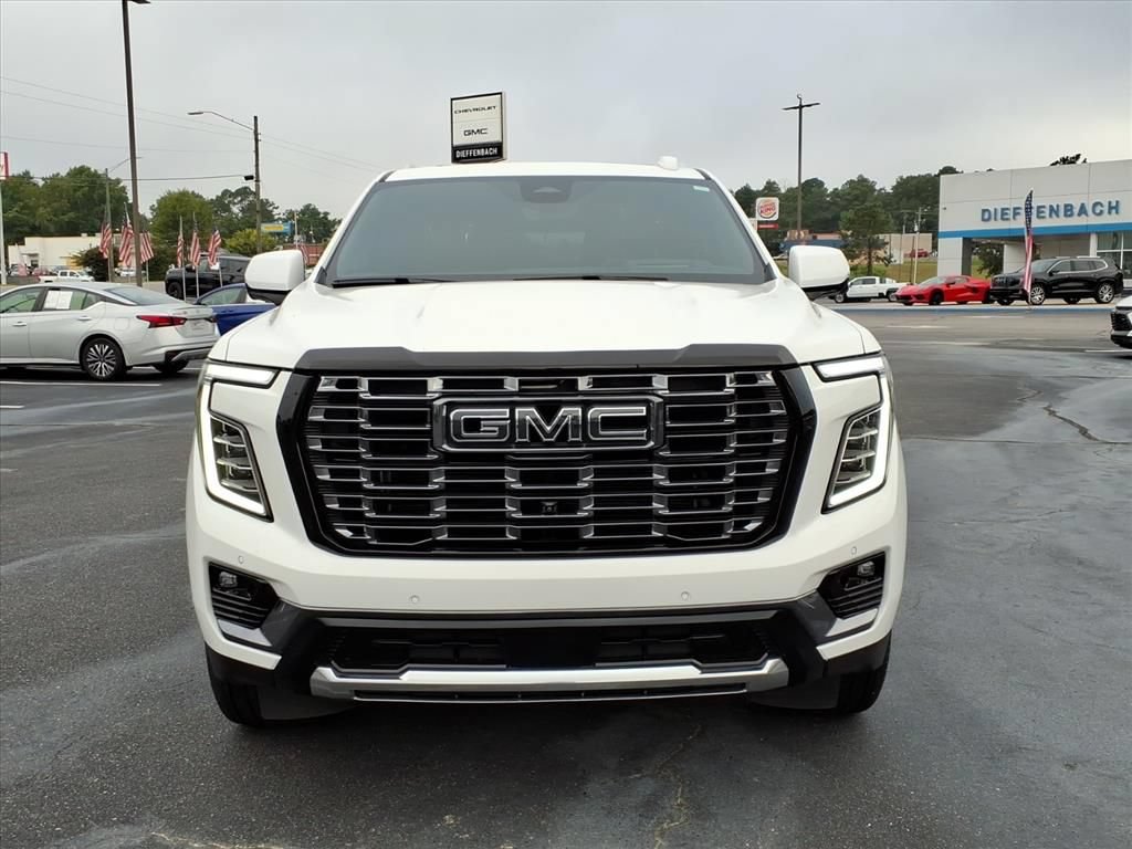 Used 2025 GMC Yukon Denali Ultimate w/ LPO, Floor Liner Package AWD/4WD image 2