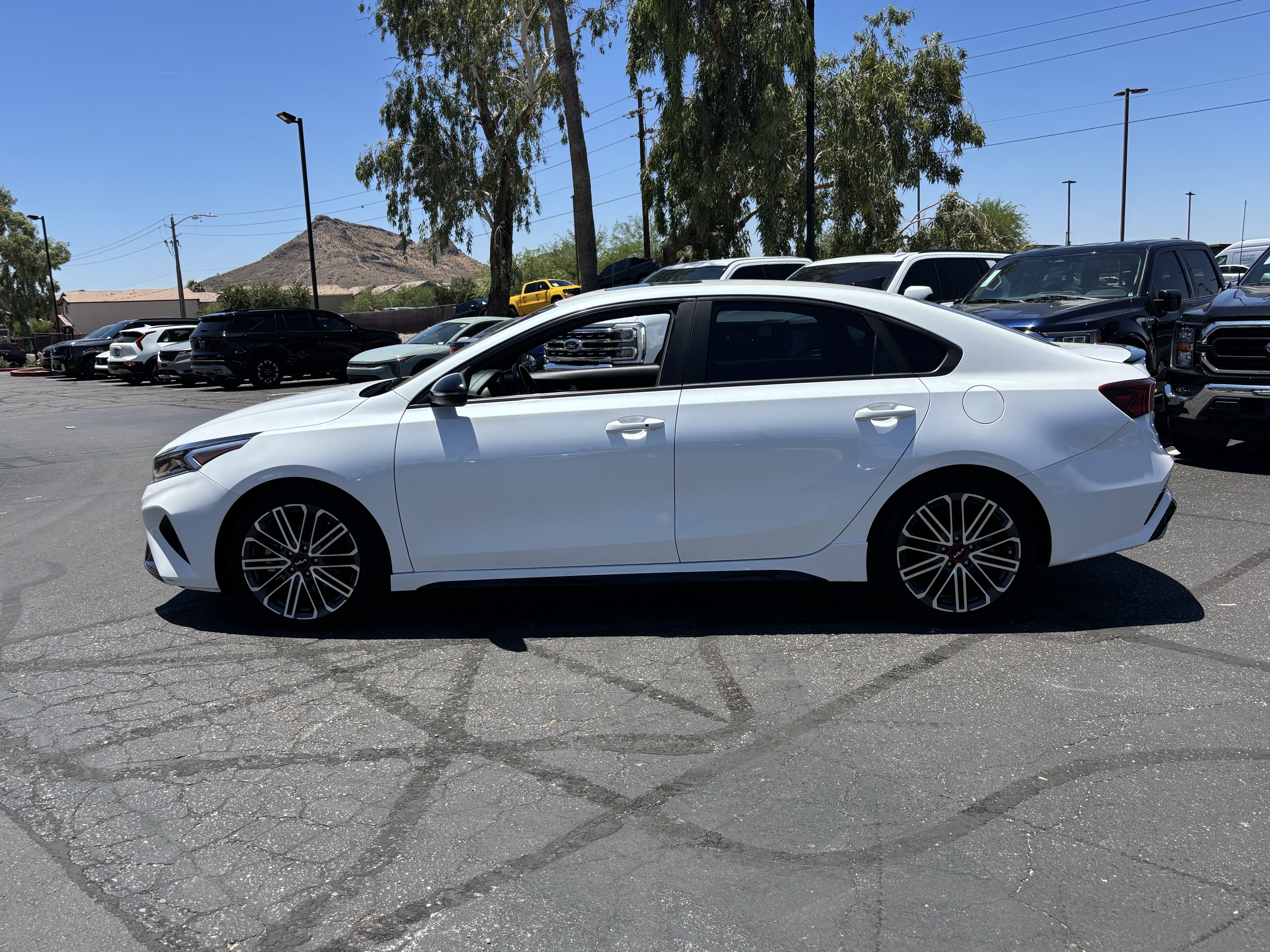 Certified 2023 Kia Forte GT FWD image 5