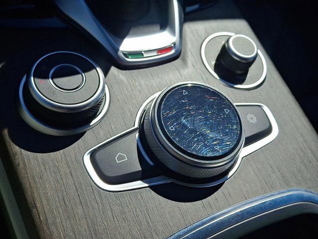 Used 2021 Alfa Romeo Stelvio Ti w/ Premium Package image 25