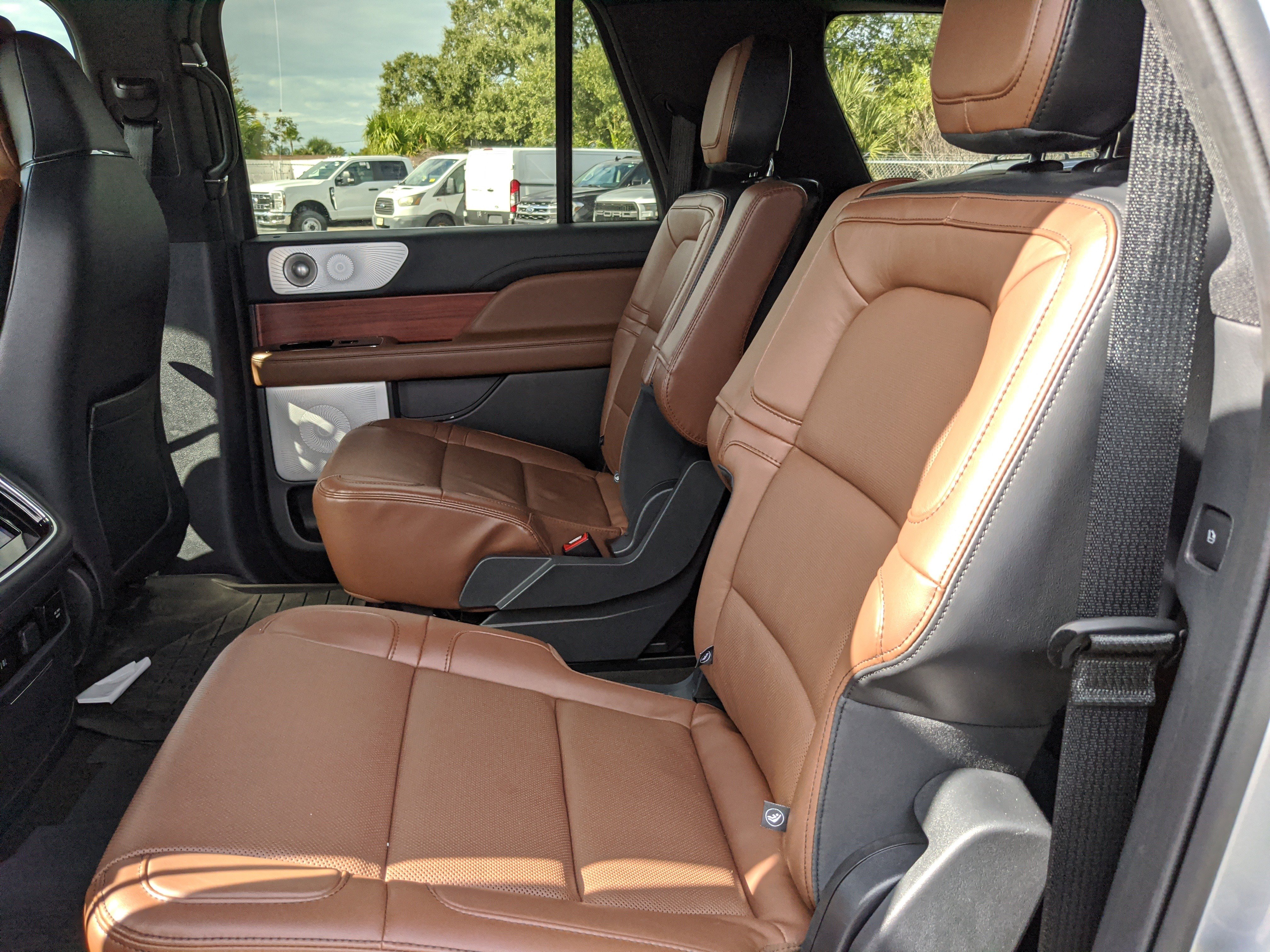 Used 2024 Lincoln Navigator L Reserve image 18