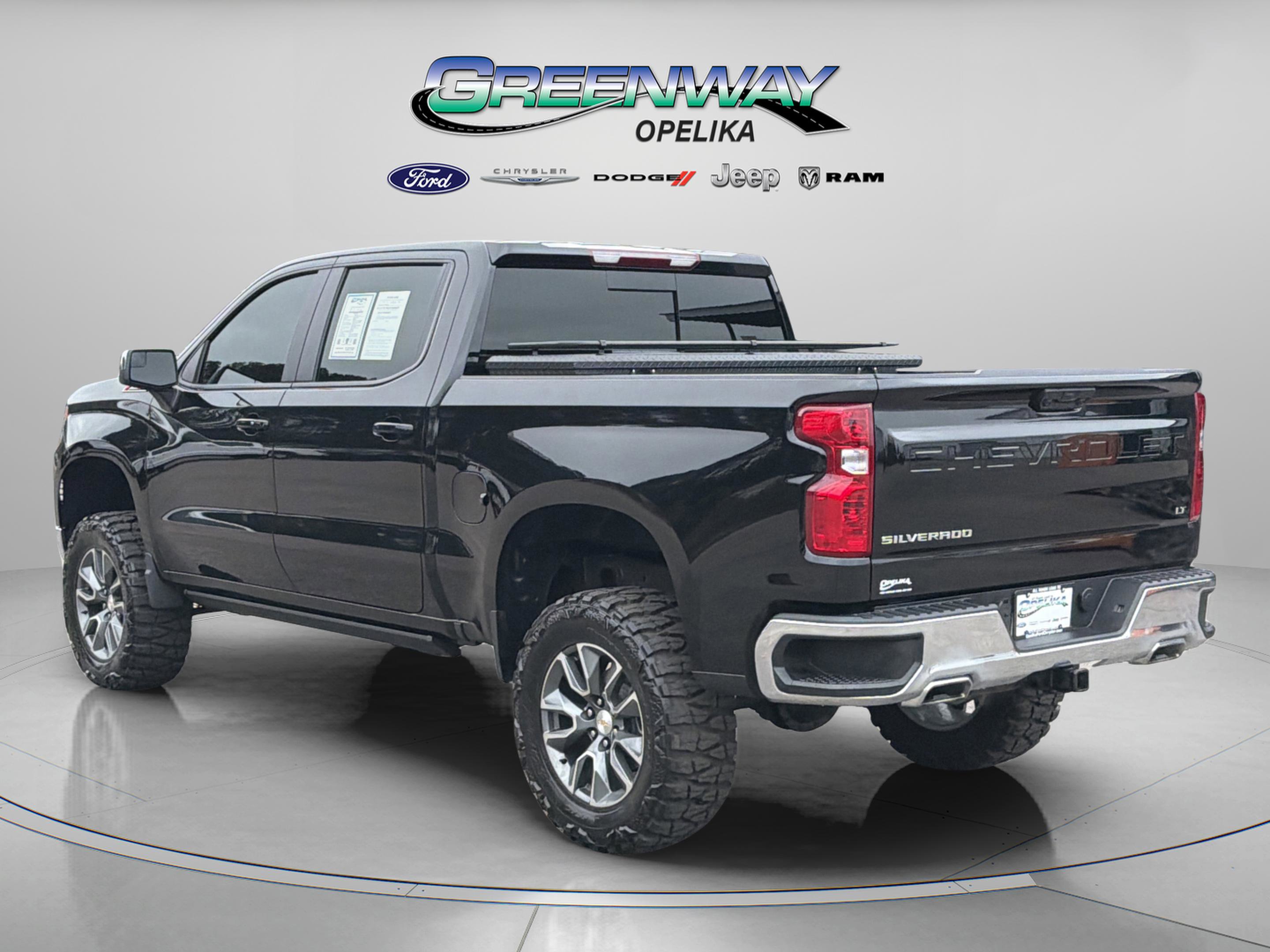 Used 2026 Chevrolet Silverado 1500 LT w/ All Star Edition Plus image 9