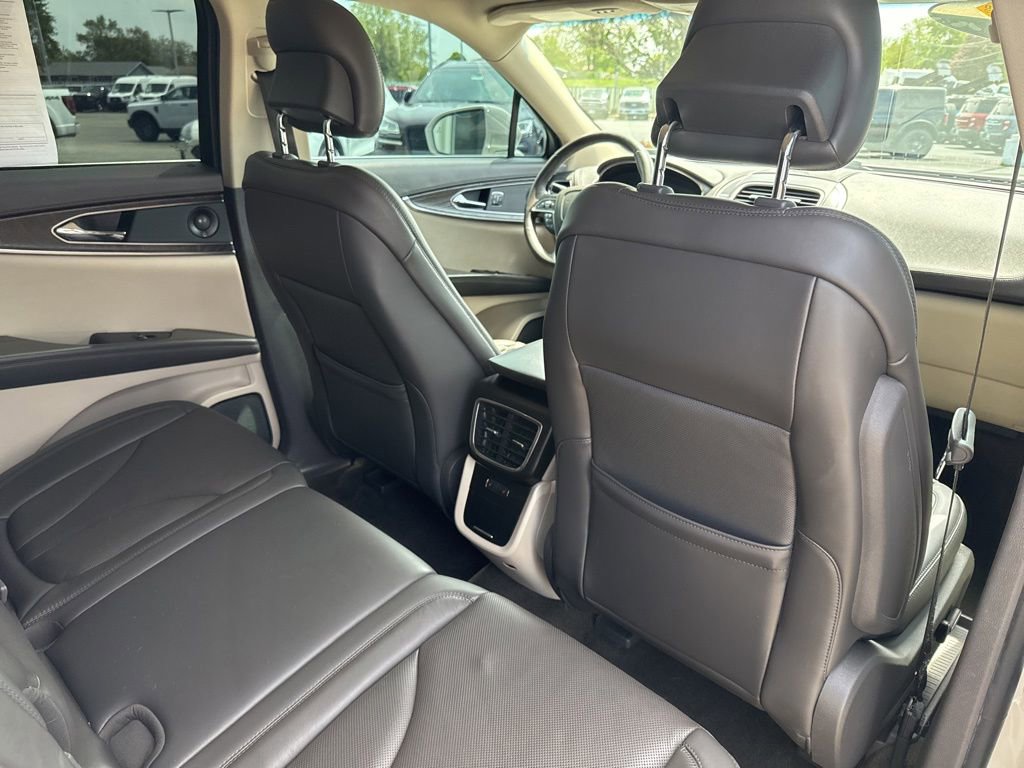 Used 2019 Lincoln Nautilus Reserve w/ Driver Assistance Package AWD/4WD image 14