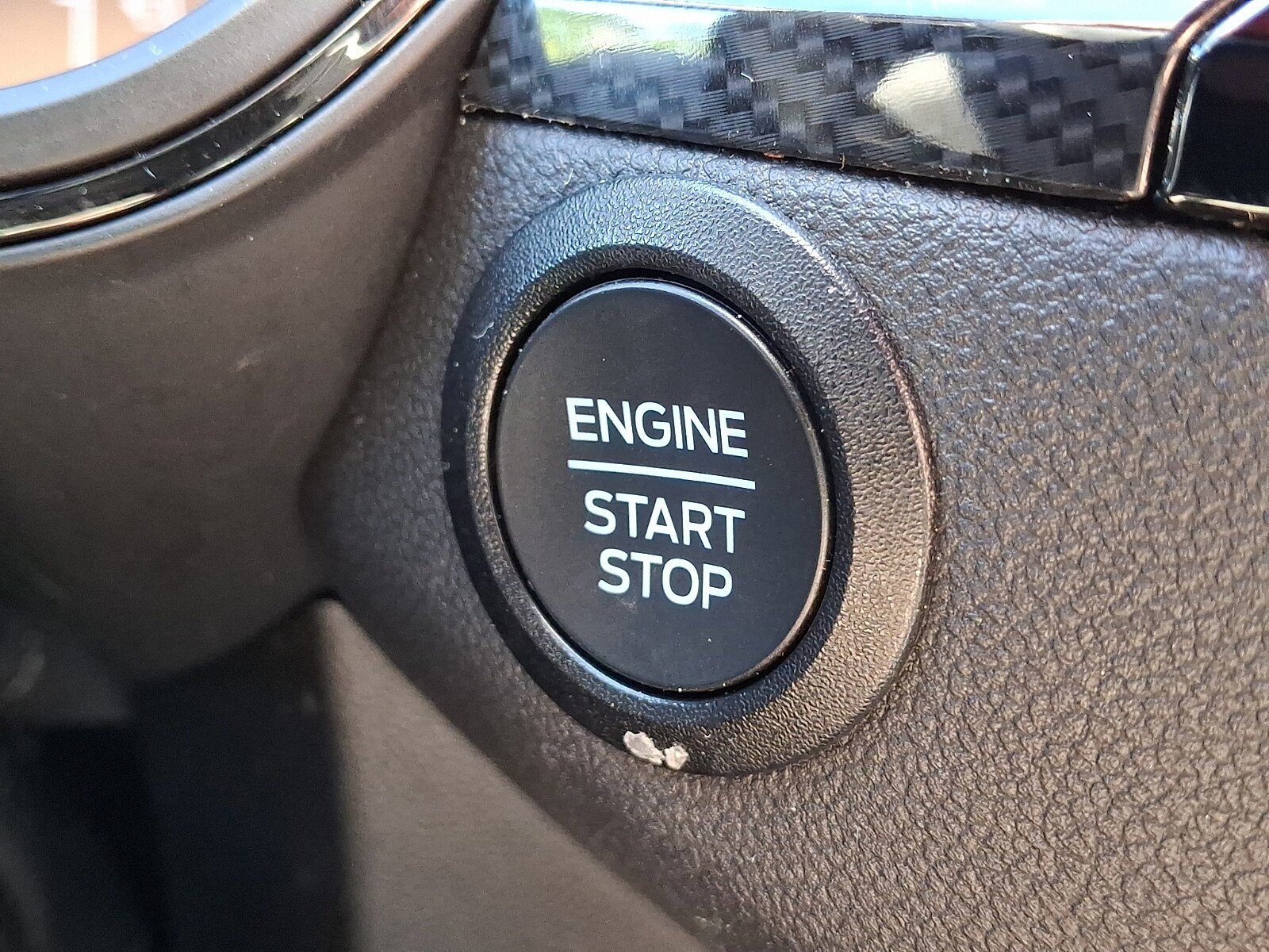Used 2025 Ford Escape ST-Line Select AWD/4WD image 22