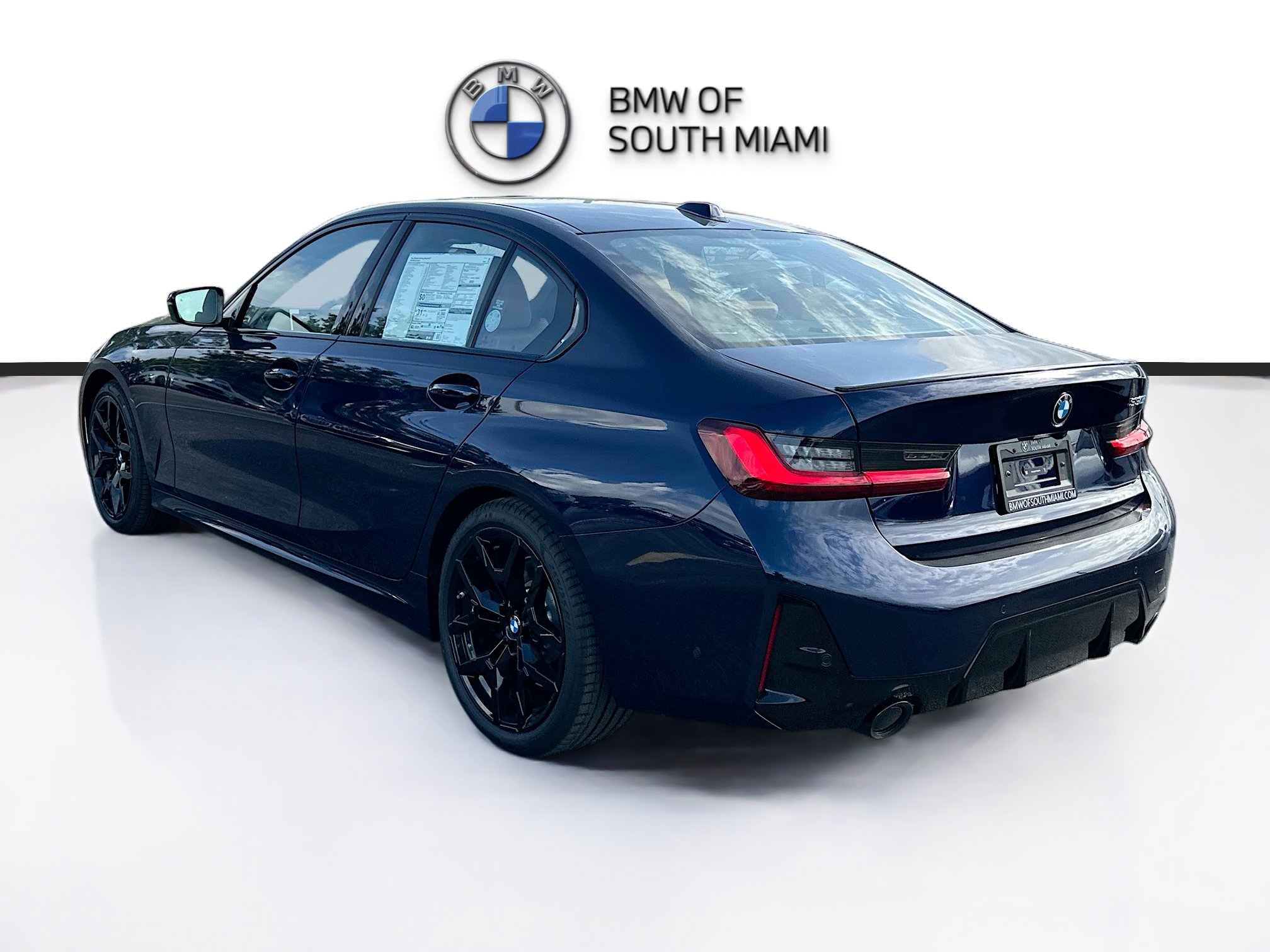 New 2026 BMW 330i Sedan w/ M Sport Package RWD image 4