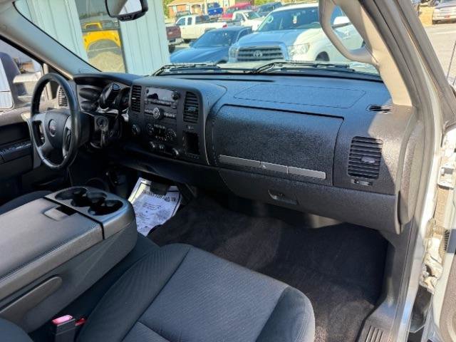 Used 2013 GMC Sierra 3500 SLE w/ SLE Preferred Package image 10