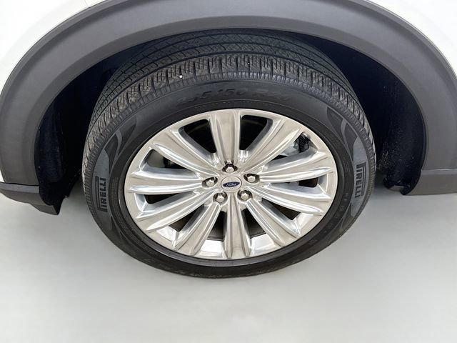 Used 2021 Ford Explorer Limited w/ Equipment Group 301A AWD/4WD image 32