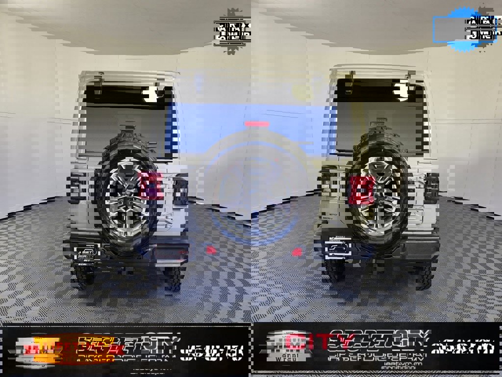 Used 2022 Jeep Wrangler Unlimited Sahara w/ LED Lighting Group image 6