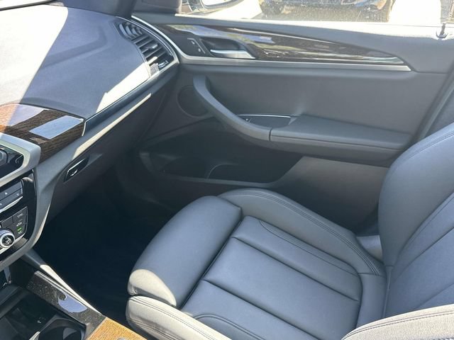 Used 2019 BMW X3 xDrive30i w/ Driving Assistance Package AWD/4WD image 38