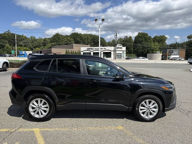 Used 2023 Toyota Corolla Cross LE w/ Moonroof Package AWD/4WD image 9