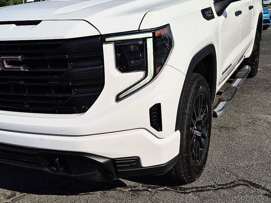 Certified 2024 GMC Sierra 1500 Pro w/ Graphite Edition AWD/4WD image 9
