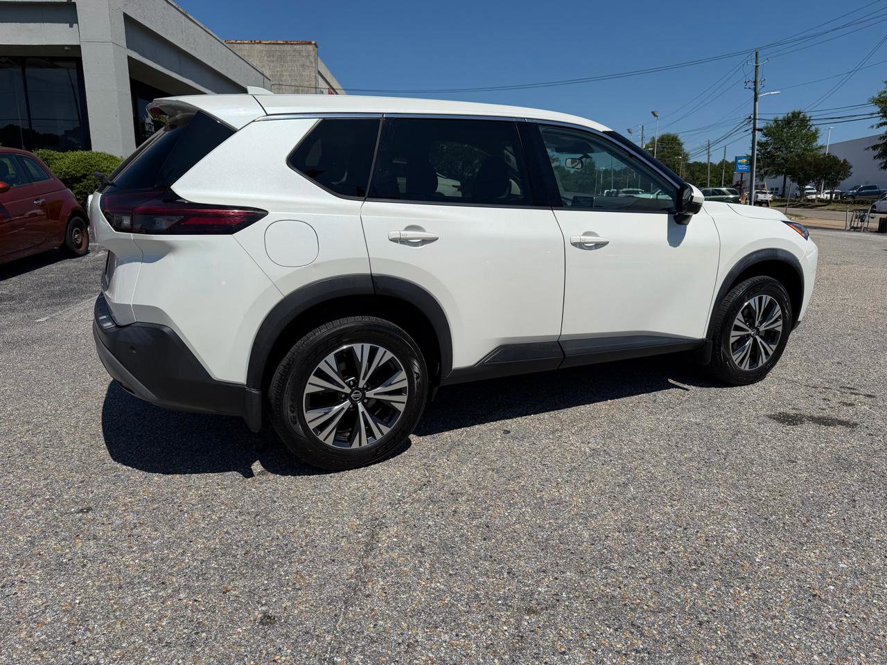 Used 2021 Nissan Rogue SV FWD image 27