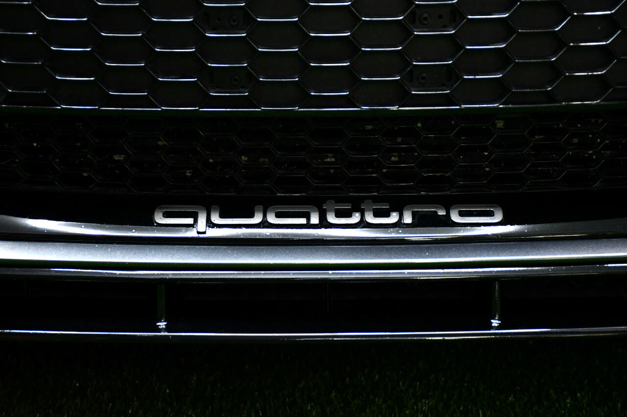 Used 2019 Audi TT RS w/ Technology Package image 10