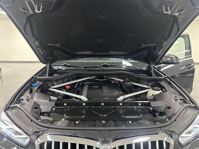 Used 2022 BMW X5 xDrive40i AWD/4WD image 30