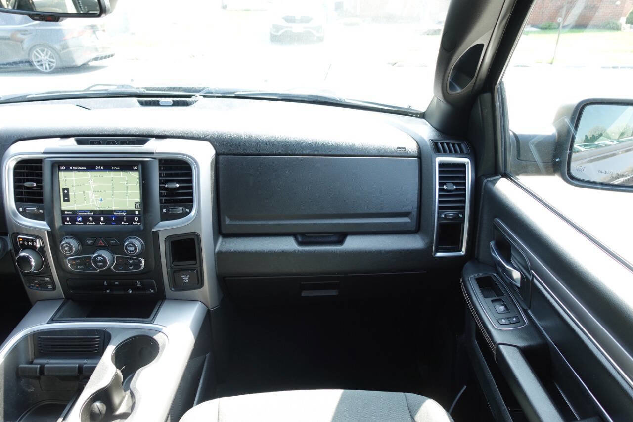 Used 2023 RAM 1500 Classic Warlock image 37