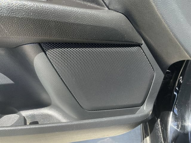 Used 2017 Ford Fusion SE w/ Fusion SE Technology Package FWD image 23