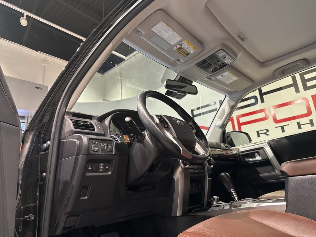 Used 2023 Toyota 4Runner Limited AWD/4WD image 44