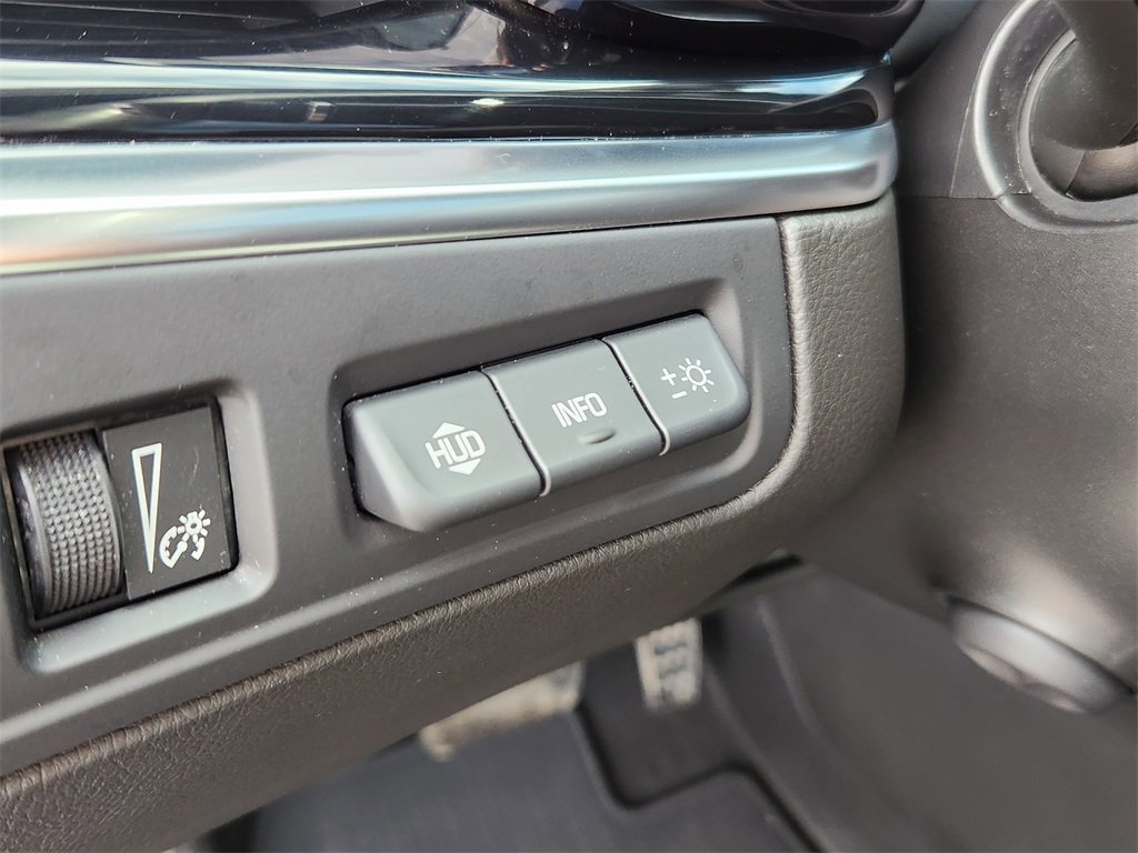 Used 2022 Cadillac XT6 Premium Luxury w/ Technology Package image 22